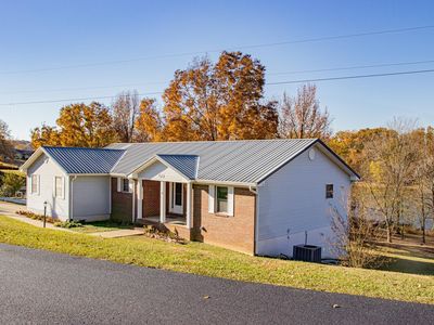 439 Skyline Dr, Cadiz, KY, 42211