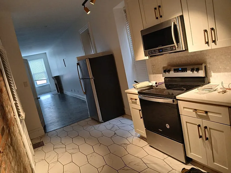 1825 S 10th St #2F — Photo 6
