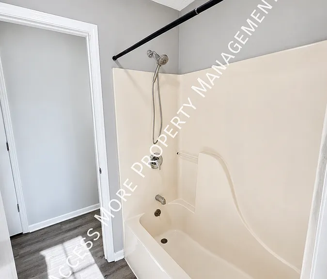 1576 Rock Creek Dr — Photo 16