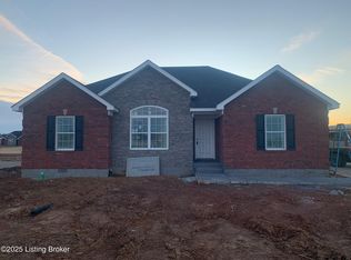 106 Augustine Ln, Coxs Creek, KY 40013