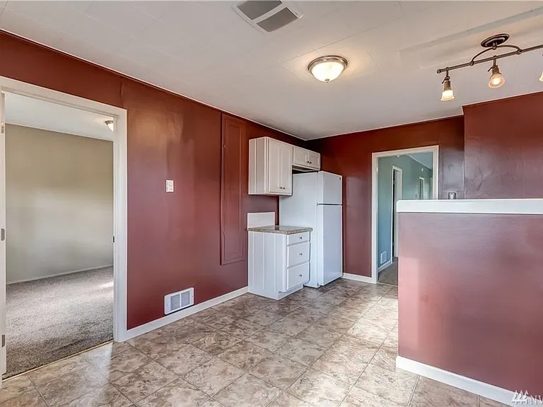 1254 Franklin St — Photo 4