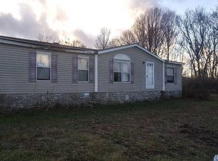 743 Owens Rd, Lafayette, TN 37083