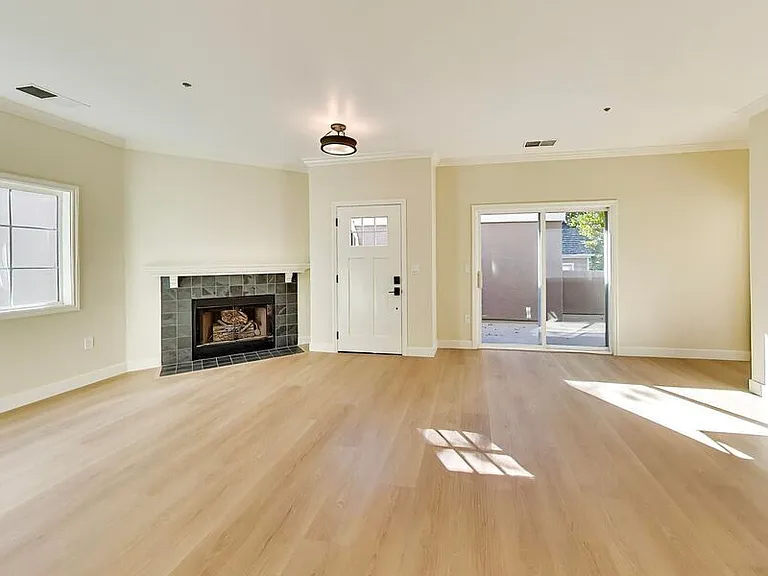 568 Glenwood Ave #1 — Photo 5