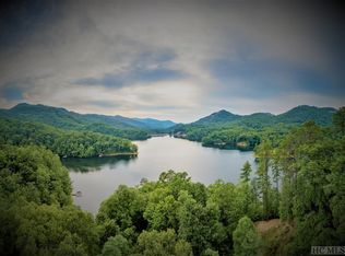159 Bear Lake Rd, Tuckasegee, NC 28783