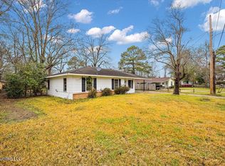 1239 Mareed Ave, Yazoo City, MS 39194