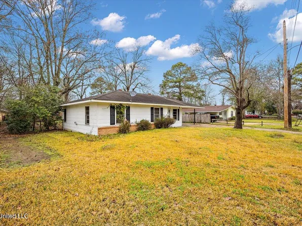 1239 Mareed Ave, Yazoo City, MS 39194