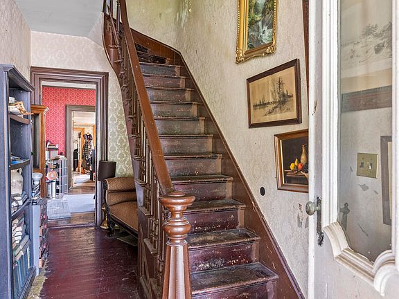 18th image of this home