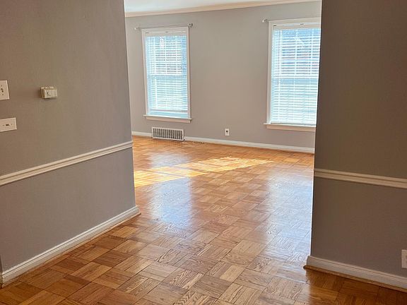 4th image of 7901 Delmar Blvd APT 1W