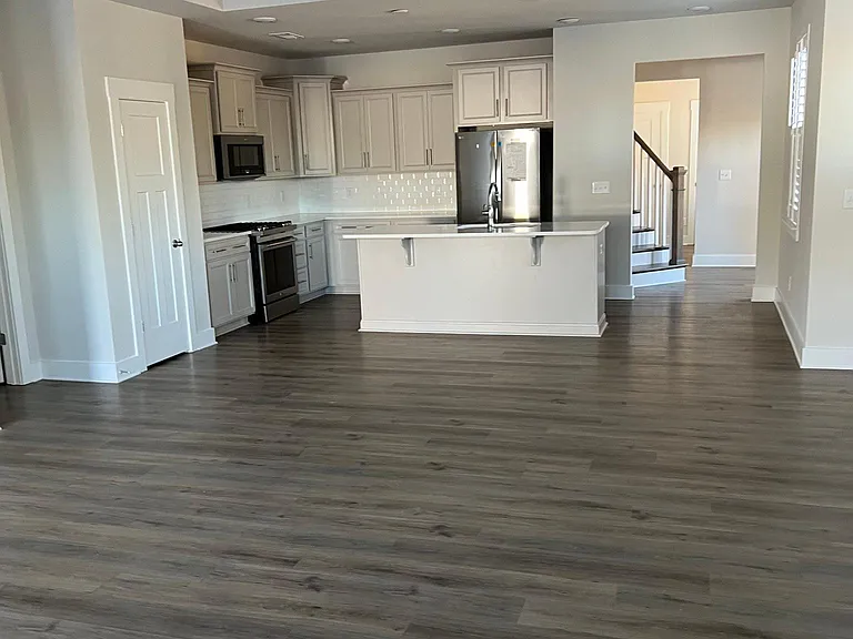 1536 Shallons Ct — Photo 7