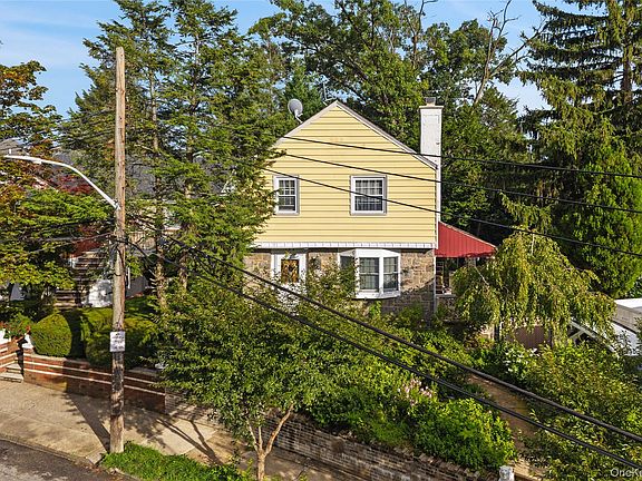 4th image of 134 Hart Avenue