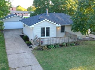 4213 E Madison Ave, Des Moines, IA 50317