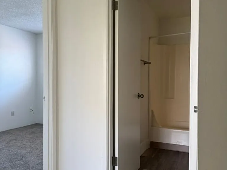 2000 Brookhurst St #27 — Photo 5