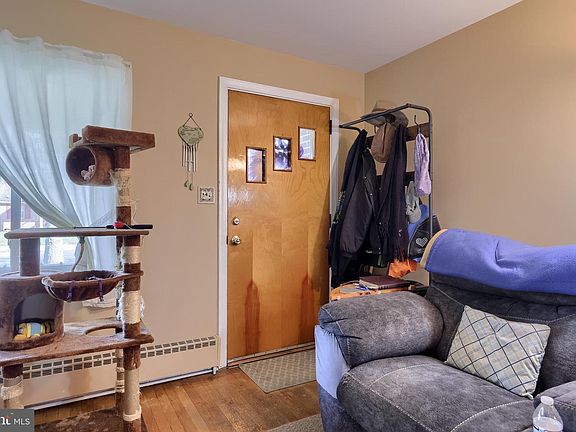 4th image of 1048 Lincoln Heights Ave