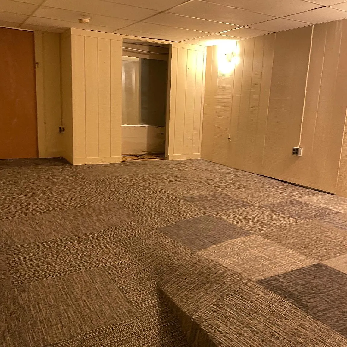 1 bed, 1.0 bath, 860 sqft, $900 — Photo 2