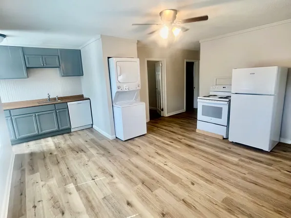 42-44 Gershom Ave #2, Lowell, MA 01854