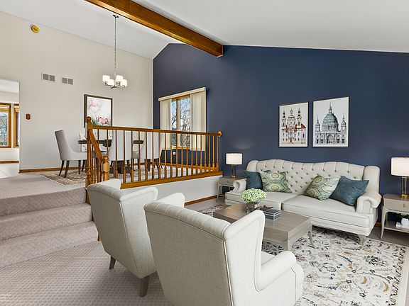 3rd image of 17631 Lilac Ln