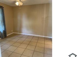 10704 Meadowlea Cir W, Jacksonville, FL 32218