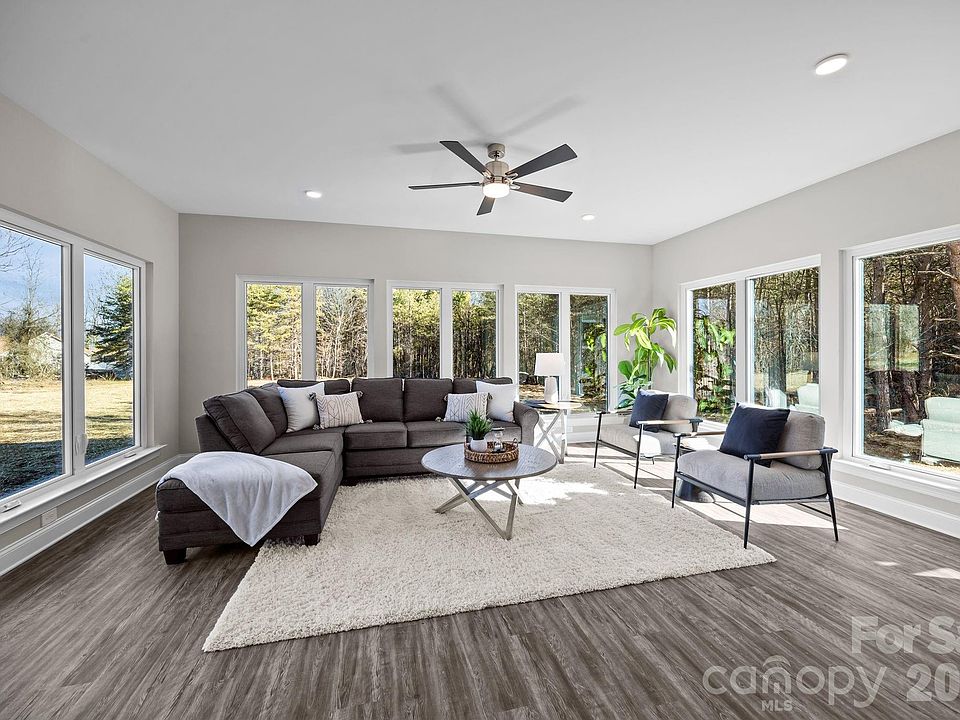 1st image of 1813 Shuford Rd