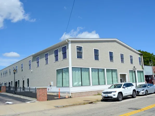 461 Main St, East Greenwich, RI