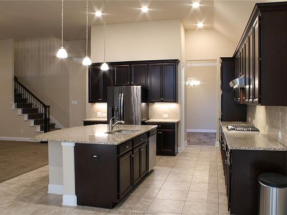 2nd image of 18402 Siberia Bay Cir