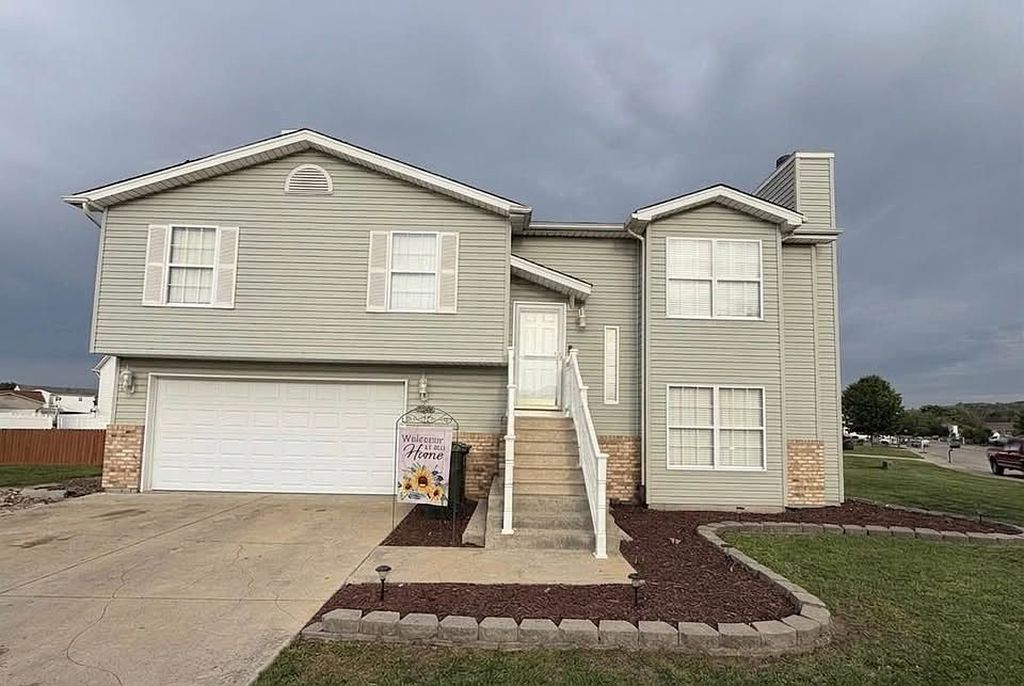 308 Miranda Dr - Property Image