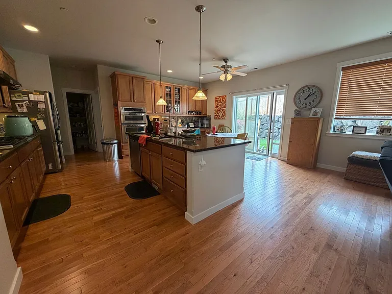 1874 Miller Dr — Photo 7