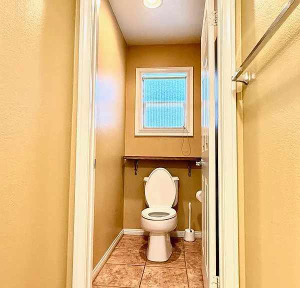 1319 Jacaranda Cir — Photo 15