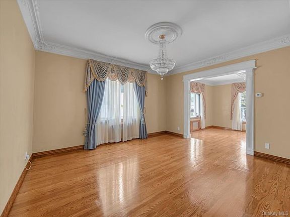 5th image of 85-66 188th St