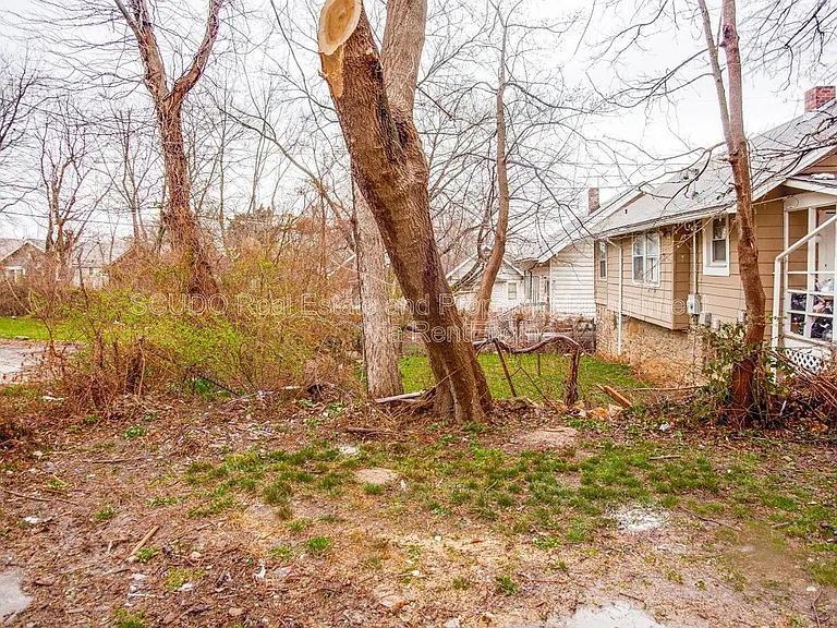 5002 Euclid Ave E — Photo 14