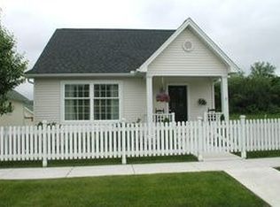 412 Holliday Hills Dr, Hollidaysburg, PA 16648