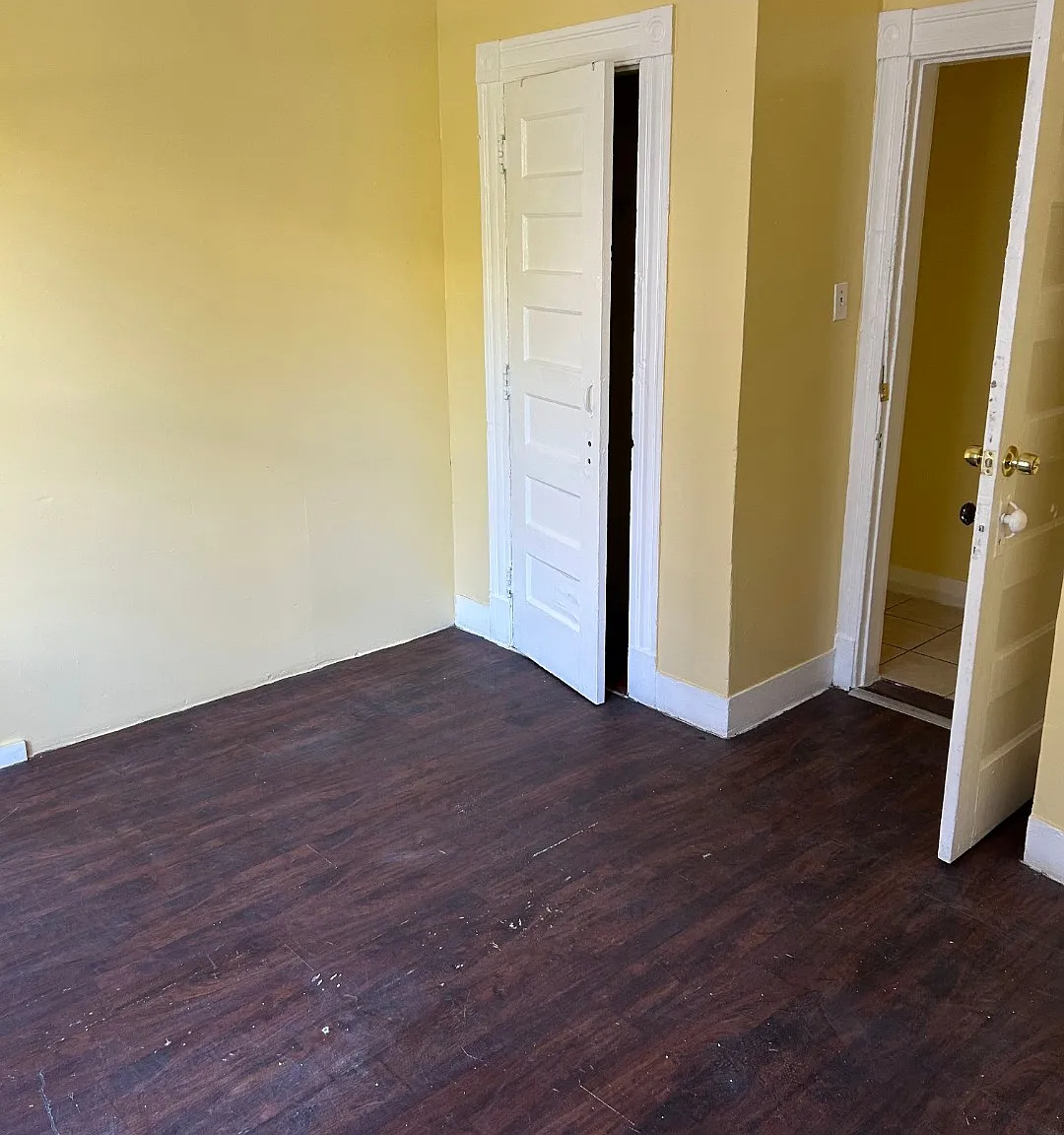 434 Baldwin St — Photo 3