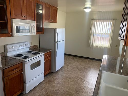 2nd image of 21654 Cherryland Ct