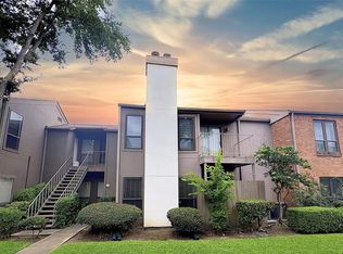 1201 Bering Dr APT 39, Houston, TX 77057
