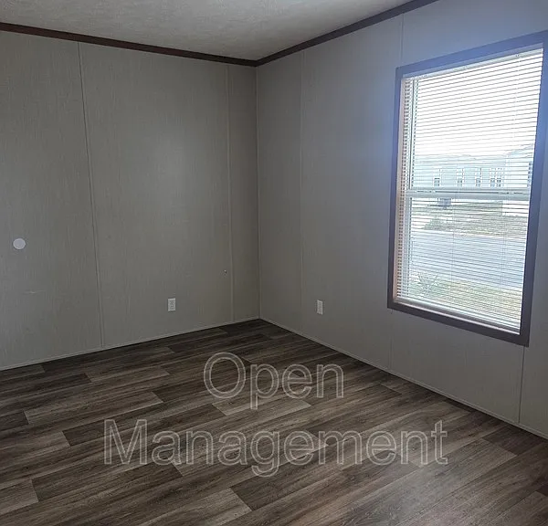 3300 Voight Blvd #422 — Photo 8