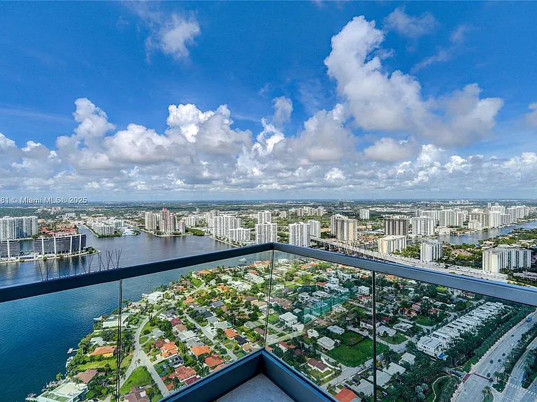 18501 Collins Ave #5001 — Photo 18