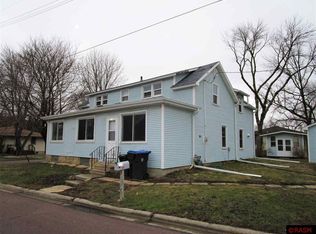 124 Belleview Ave, Mankato, MN 56001