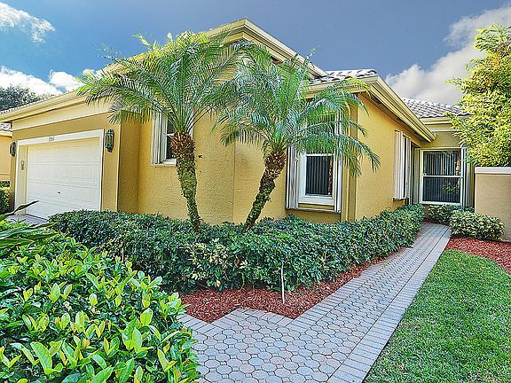 Home For Sale In Broken Sound Country Club