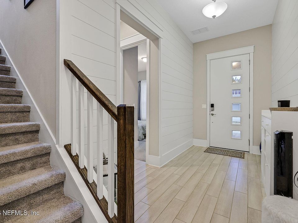 10026 INVENTION Lane, Jacksonville, FL 32256 | Zillow