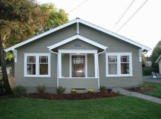 1712 11th St, Everett, WA 98201