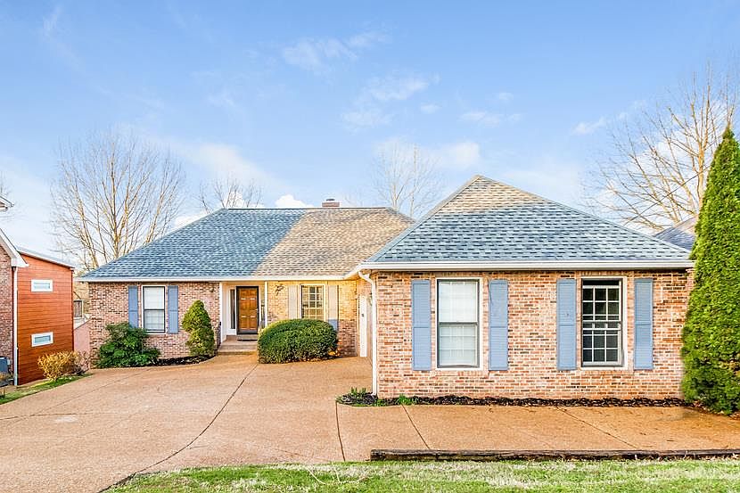 1st image of 7121 Poplar Creek Trce