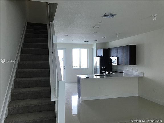 5th image of 10290 NW 64th Ter #103