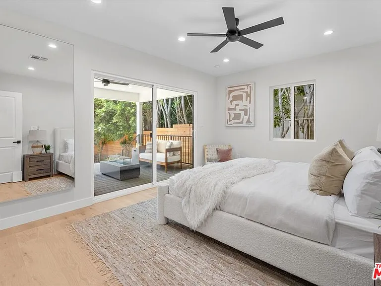 9028 Keith Ave — Photo 9