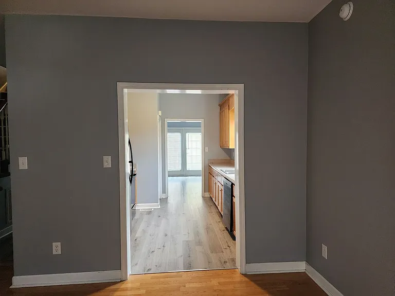 251 Mullen St — Photo 8