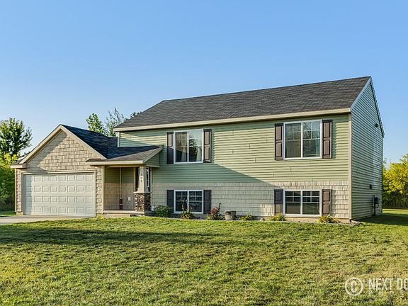 2nd image of 717 W Harmony Dr NW
