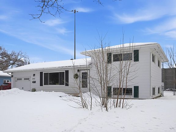 3rd image of 2802 Brookdale Rd