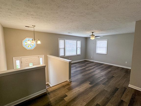 2nd image of 995 Spanish Grove Dr