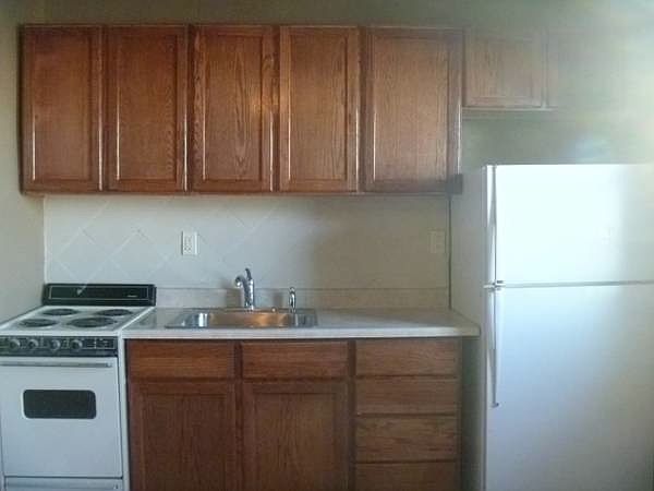 2nd image of 5120 S Packard Ave APT 3