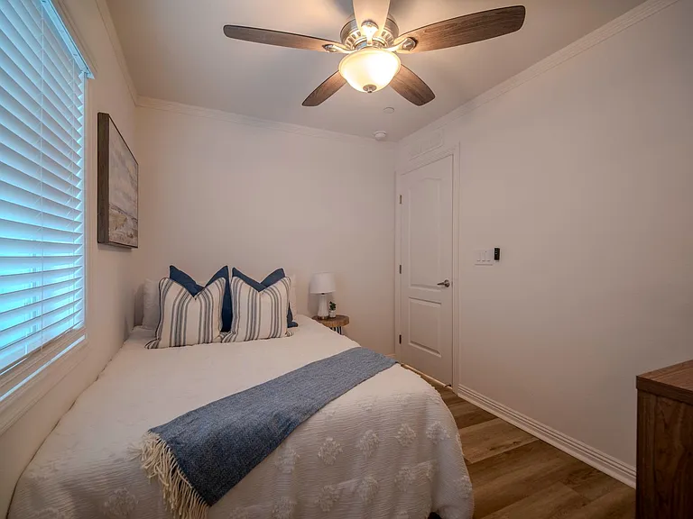 331 Avocado St — Photo 3