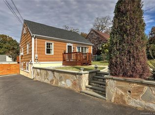 316 Woodrow Ave, Bridgeport, CT 06606