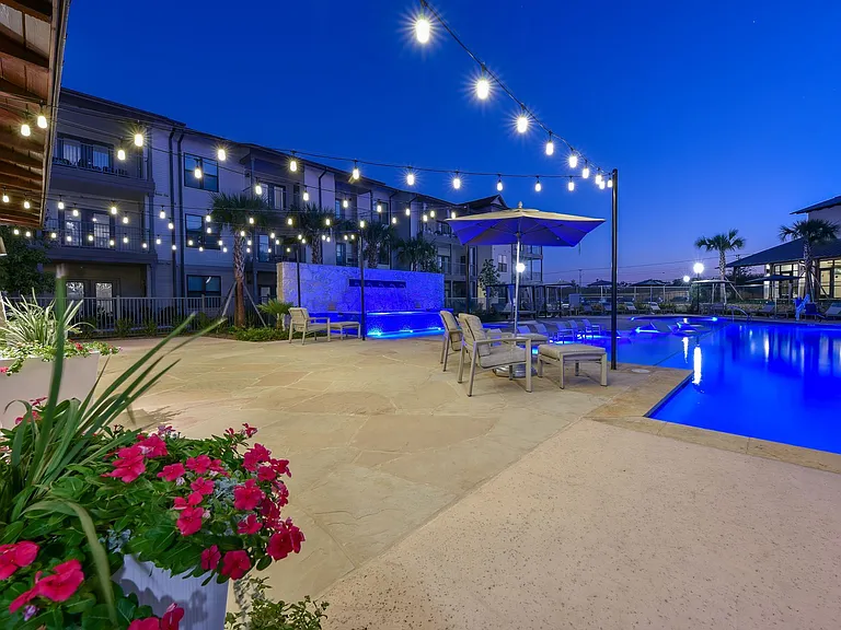 Tacara Westpointe Village — Photo 7
